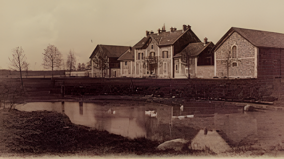 2e lieu de notre série #CPASLOINENTRAIN sur le thème du patrimoine rural : une photo d'archive du hameau de Vosves à Dammarie-lès-Lys.