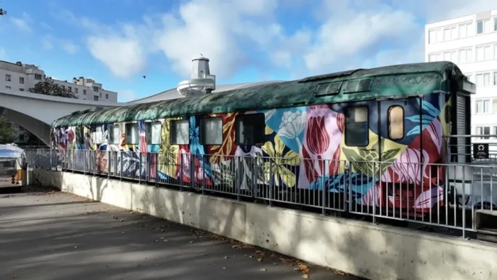 Photo du "Wagon" de Saint-Denis, 1ère voiture-restaurant du Capitole, et l'une des sorties accessibles à l'occasion des Journées Européennes du Patrimoine 2025.